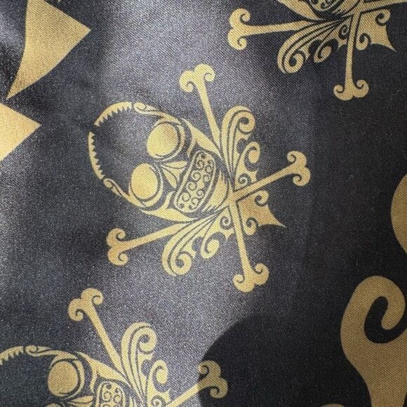 Y2K Quicksilver Gold Tribal Skull Print Board Shorts - Picture 6 of 10